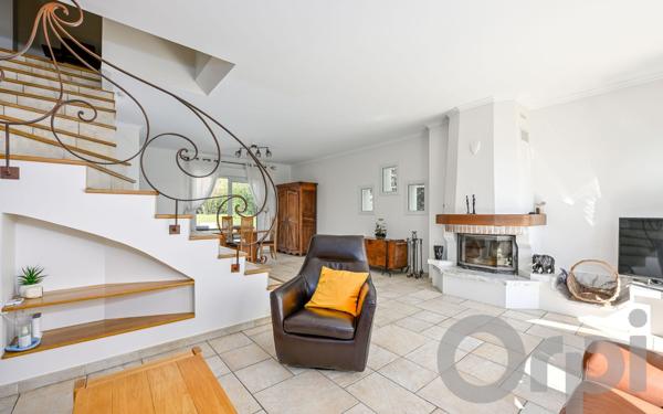 Maison à vendre    6 pièces • 167 m2 Varennes-Jarcy