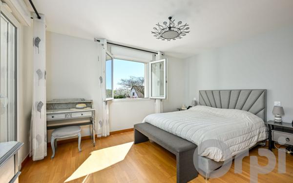Maison à vendre    6 pièces • 167 m2 Varennes-Jarcy