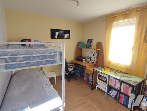 Maison 3 chambres avec garage et piscine