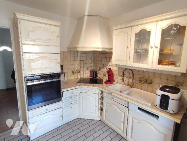 Maison 3 chambres avec garage et piscine