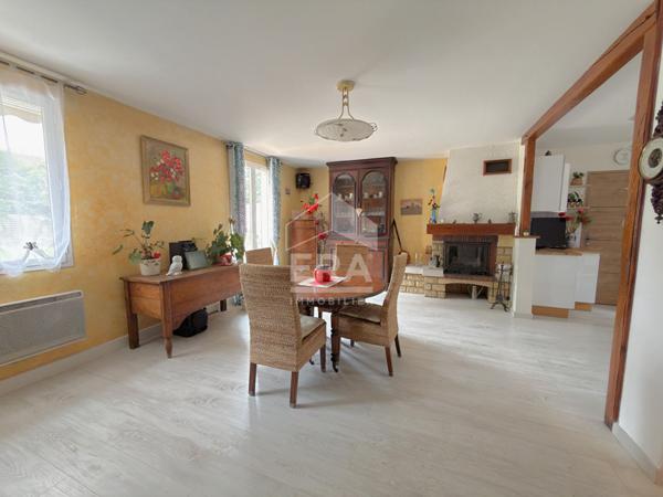 Maison familiale de plain-pied avec 5 chambres à Mormant