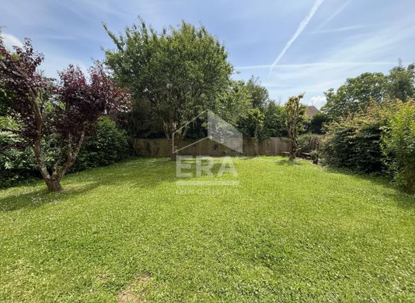 Maison familiale de plain-pied avec 5 chambres à Mormant