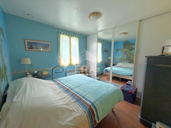 Maison familiale de plain-pied avec 5 chambres à Mormant