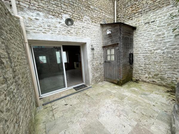 MAISON TYPE III CENTRE DE MARSILLY AVEC PATIO cda LA ROCHELLE ,  Marsilly