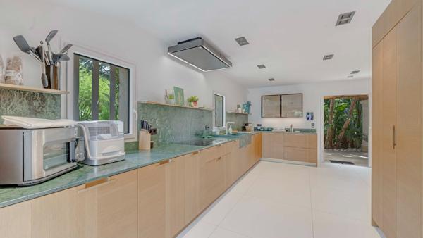 Vente Villa de luxe Saint-Tropez 9 Pièces 356 m²