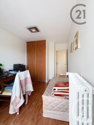 Appartement F5 à vendre  5 pièces - 93,62 m2 REIMS - 51