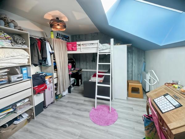 Maison à vendre 3 pièces cour, jardin