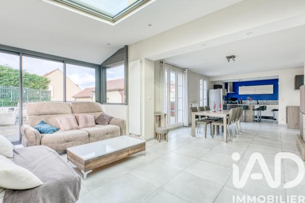 Maison à vendre 6 pièces 138 m² Magny-le-Hongre