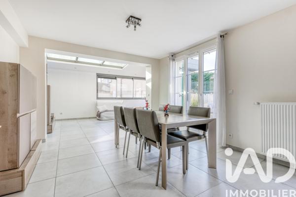 Maison à vendre 6 pièces 138 m² Magny-le-Hongre