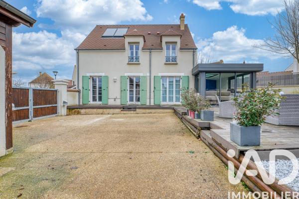 Maison à vendre 6 pièces 138 m² Magny-le-Hongre