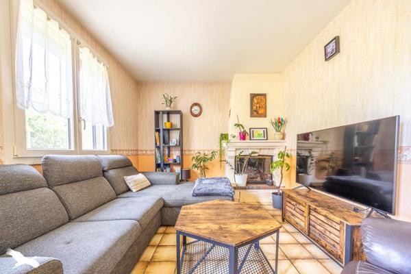 Maison à vendre 220 920 € Chauray 4 p 98 m² DPE C