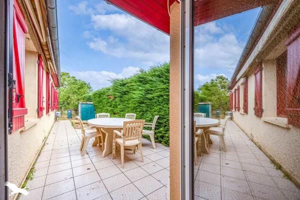 Maison à vendre 220 920 € Chauray 4 p 98 m² DPE C