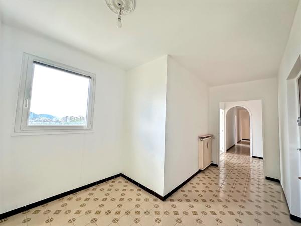 Appartement T5 à vendre 106m2