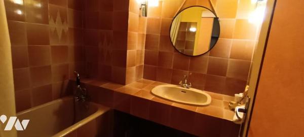 Maison avec jardin et garage