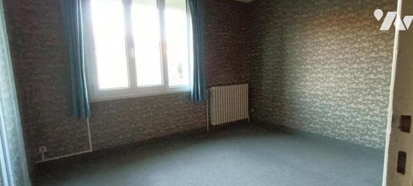 Maison avec jardin et garage