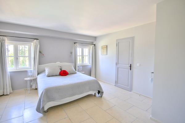 Vente Maison de luxe Monteux 24 Pièces 838 m²
