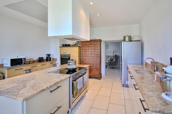 Vente Maison de luxe Monteux 24 Pièces 838 m²