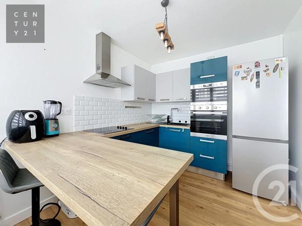 Appartement à vendre  3 pièces - 62,66 m 2   TROYES  - 10
