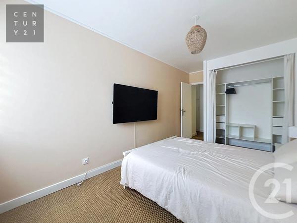 Appartement à vendre  3 pièces - 62,66 m 2   TROYES  - 10