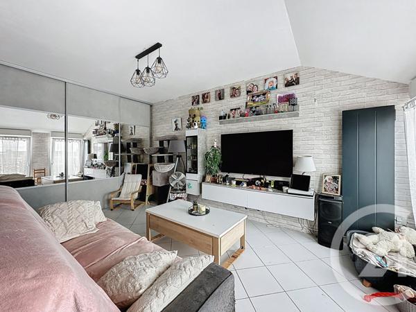 Appartement F2 à vendre  2 pièces - 38,72 m2 MONTFERMEIL - 93