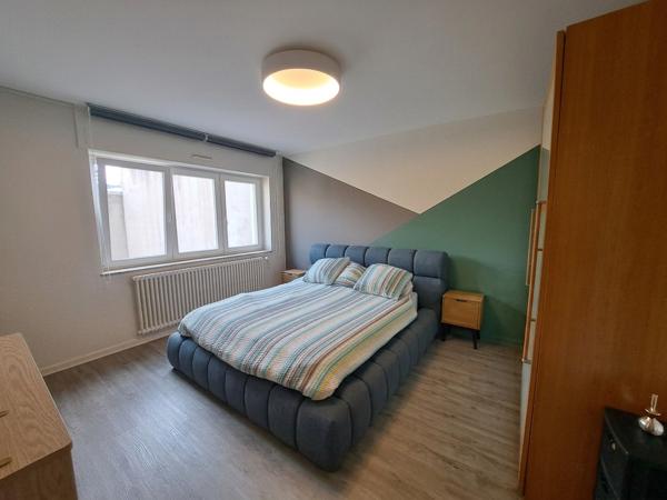 THIONVILLE - QUARTIER ST FRANCOIS - TRES BEAU F4 - CUIS EQUIPEE - CAVE - GARAGE