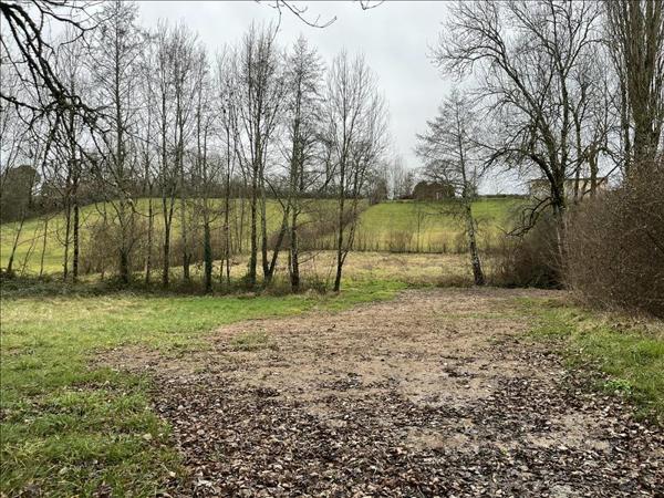 Terrain à vendre |  Meyssac |  2780 m²