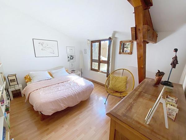 Exclus : maison 4 ch. dans une rue peu passante