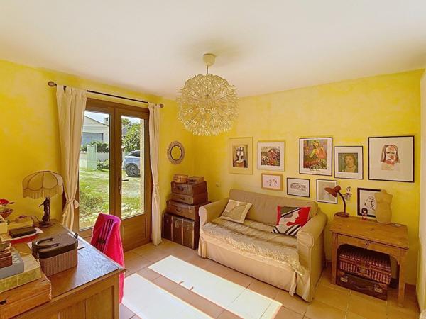 Exclus : maison 4 ch. dans une rue peu passante