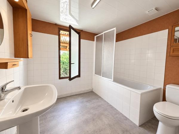 Immeuble de trois appartements de 120 m2