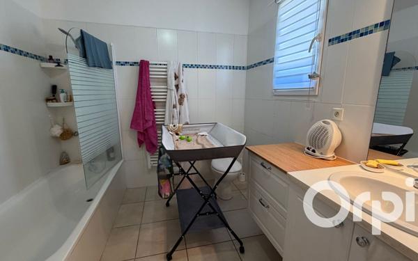 Maison à vendre    3 pièces •  Eyguières