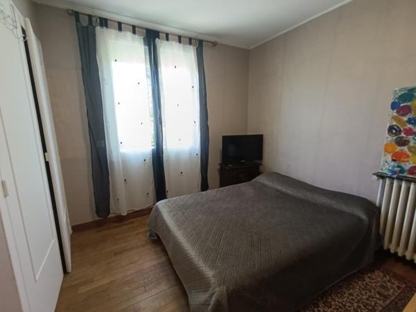 Grande maison familiale, 6 chambres et terrain