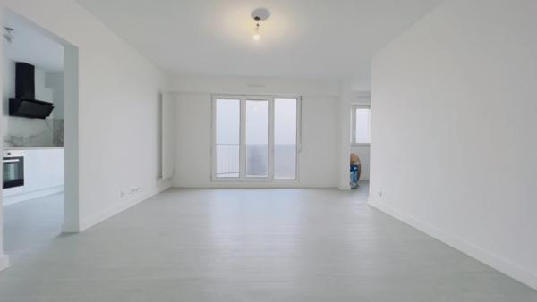 Quimper Ouest - Appartement T4 de 78 m² habitable - 1 loggia - Une terrasse - Cave.