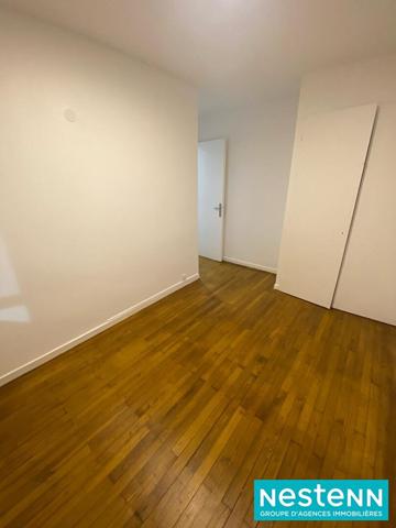 Appartement Vaulx En Velin 3 pièce(s) au sein d'une copropriété arborée avec une cave et grand parking collectif