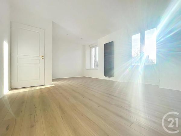 Maison à vendre  8 pièces - 213,50 m 2   CAPAVENIR VOSGES  - 88