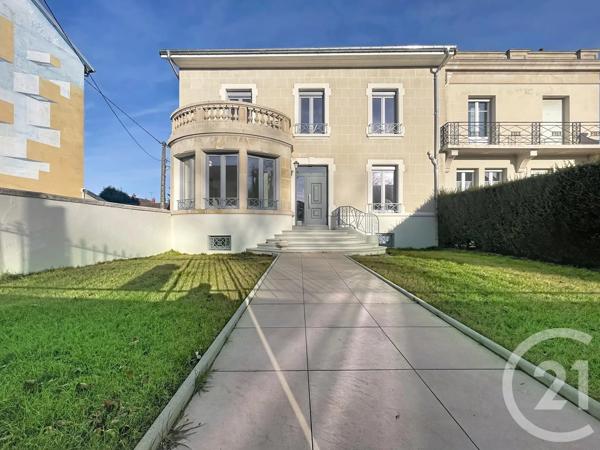 Maison à vendre  8 pièces - 213,50 m 2   CAPAVENIR VOSGES  - 88
