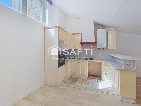 Appartement T3 duplex, centre historique