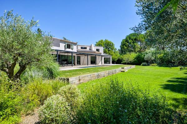 Vente Maison de ville Aix-en-Provence 8 Pièces 260 m²