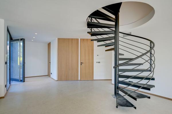 Vente Maison de ville Aix-en-Provence 8 Pièces 260 m²