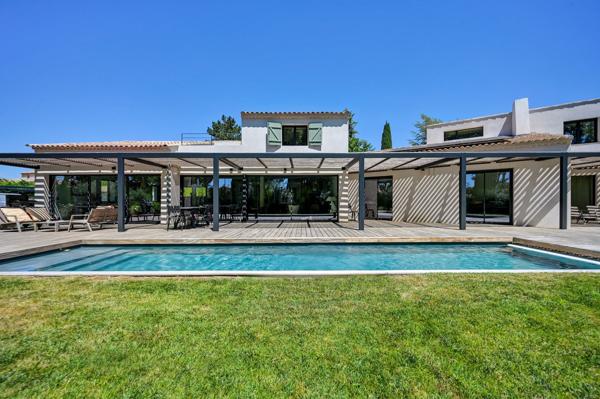 Vente Maison de ville Aix-en-Provence 8 Pièces 260 m²