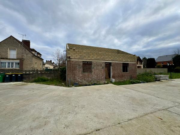 maison 100 m2 à rénover, avec permis purgé, terrain 174 m2