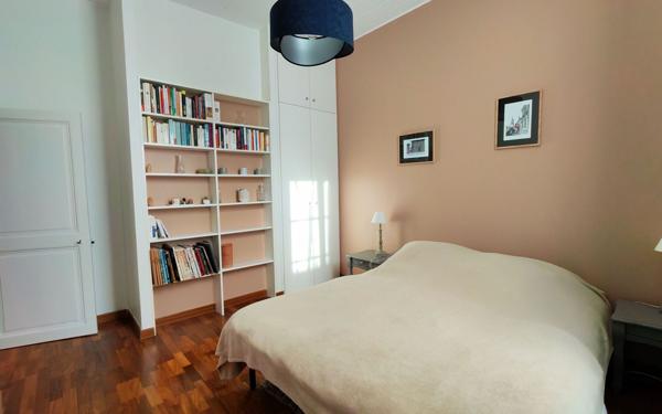 Appartement à vendre    4 pièces • 250 m2 La Rochelle