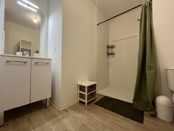 Appartement à louer 590 € CC St-Jean-d'Illac 1 pièce 29 m² DPE C