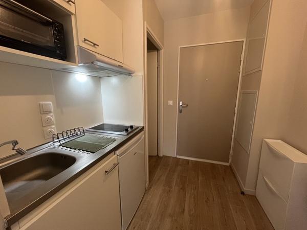 Appartement à louer 590 € CC St-Jean-d'Illac 1 pièce 29 m² DPE C