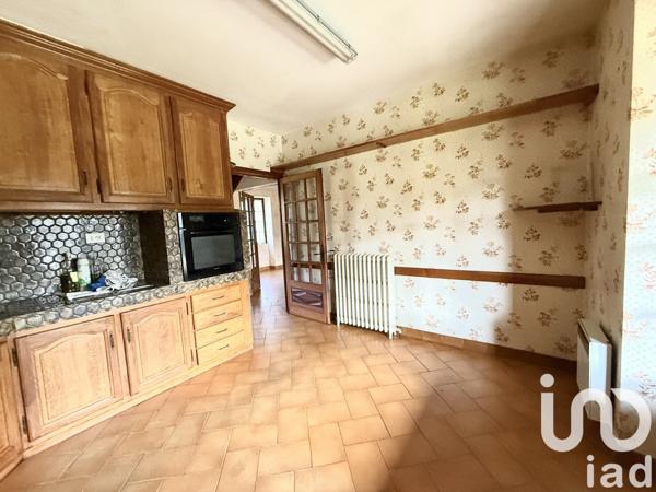 Maison traditionnelle 5 pièces de 100 m² à Mouleydier (24520)