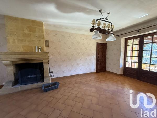 Maison traditionnelle 5 pièces de 100 m² à Mouleydier (24520)