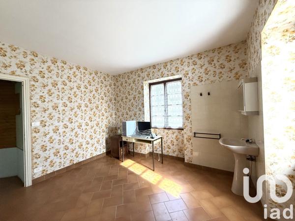 Maison traditionnelle 5 pièces de 100 m² à Mouleydier (24520)