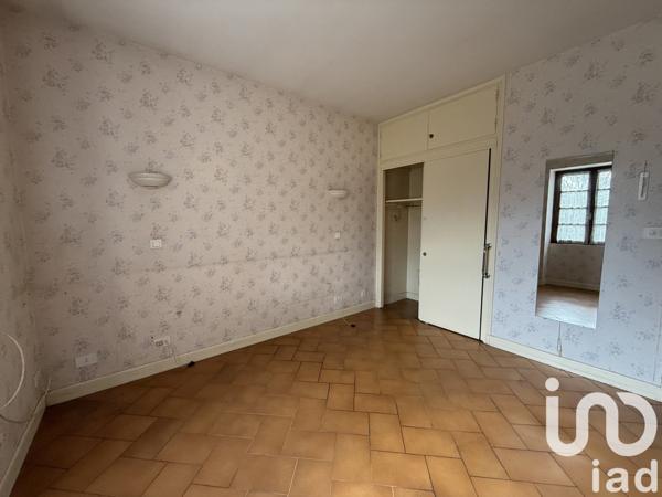 Maison traditionnelle 5 pièces de 100 m² à Mouleydier (24520)