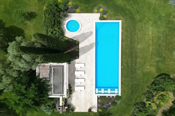 Vente Propriété de luxe Uzès 8 Pièces 520 m²