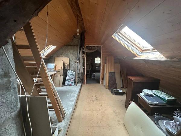 Aix'plore Immboilier vous propose cette maison de 177 m².