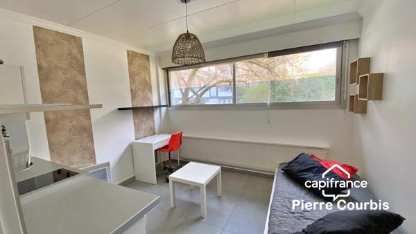 Dpt Rhône (69), à louer LYON 6EME ARRONDISSEMENT STUDIO Meublé